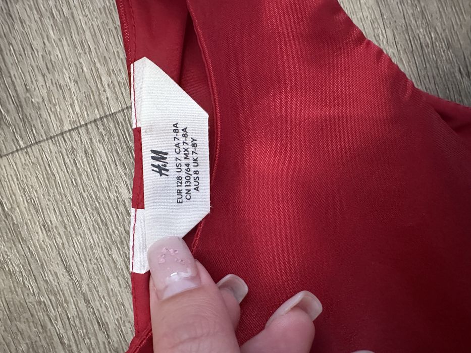 Гарна пишна сукня H&M