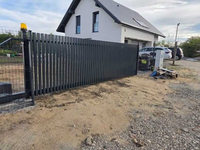 Brama przesuwna GRZEBIENIOWA H-1,50 L-4m - KOMPLET
