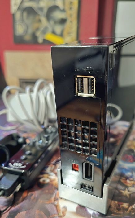 Nintendo Wii Preta (Versão GameCube compatível)