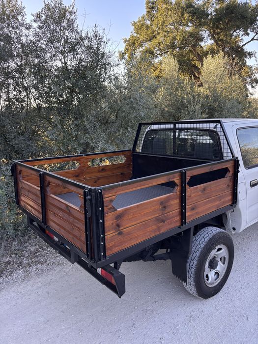 Toyota Hilux 4x4 2.4TD