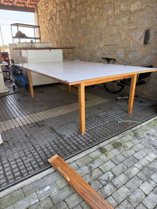 Mesas 3x2 m em madeira