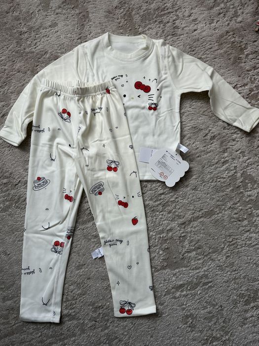Дитячий комплект Hello Kitty (лонгслів + легінси) 120 см