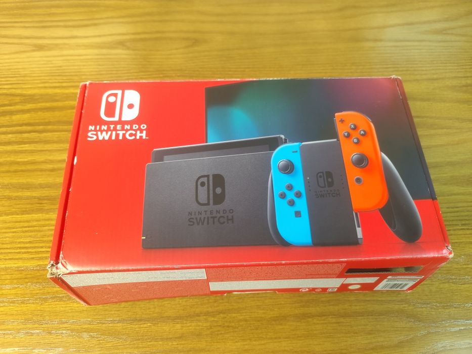 Nintendo Switch com caixa original