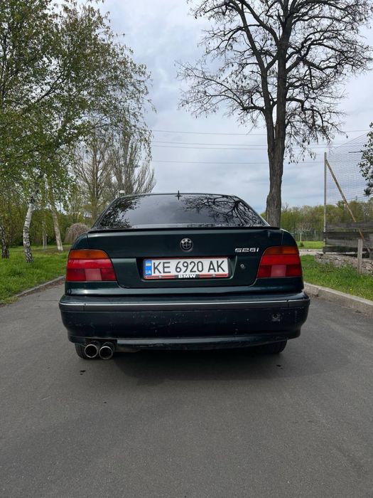 Продам БМВ Е39