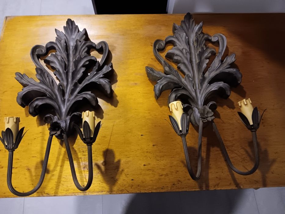 Par de Apliques eletrificados