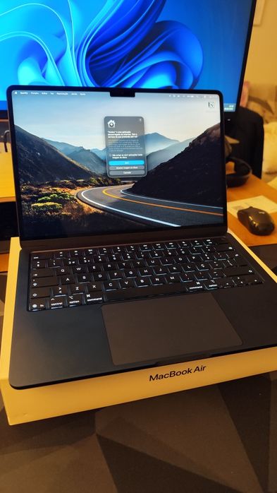 Apple MacBook Air M4 13,6"