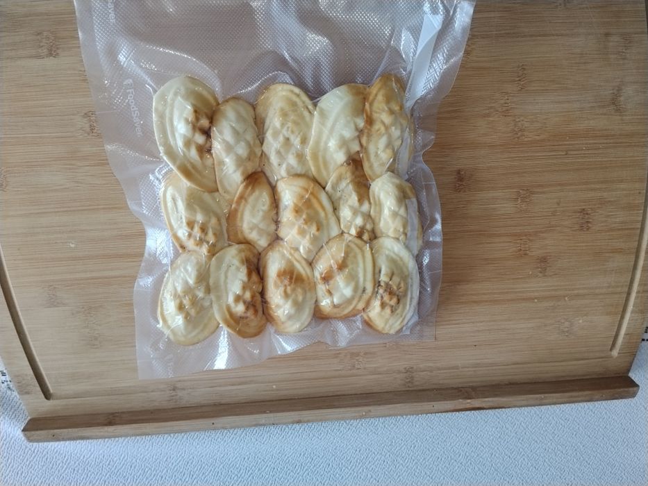 Sprzedam małe serki wędzone,białe i korbacze białe