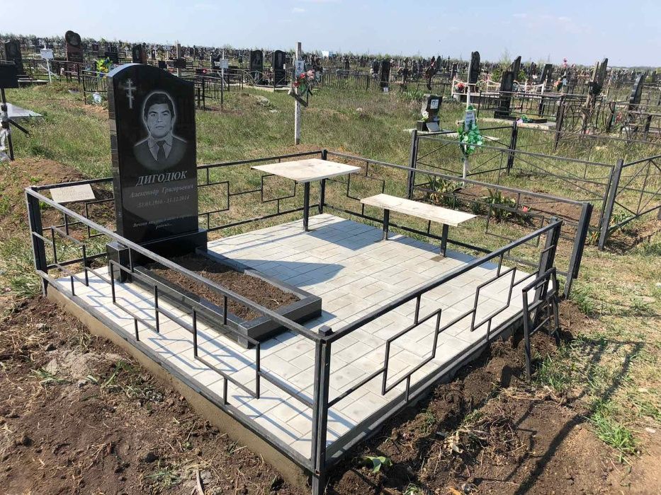 Памятники гранитные. Лучшая цена в городе