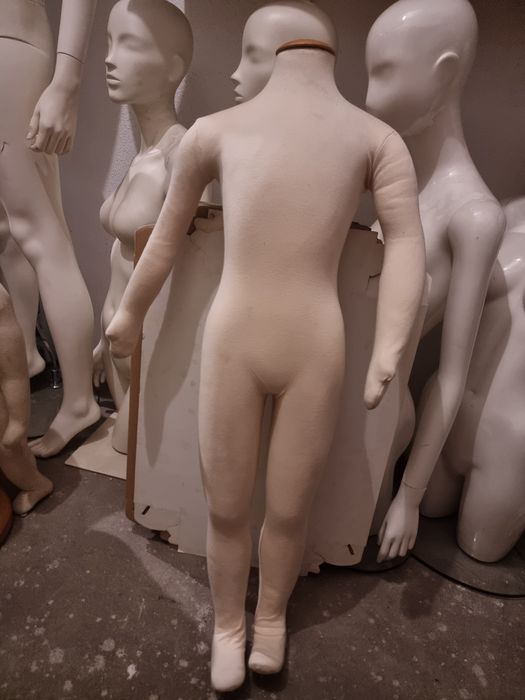 Manequim criança esponja