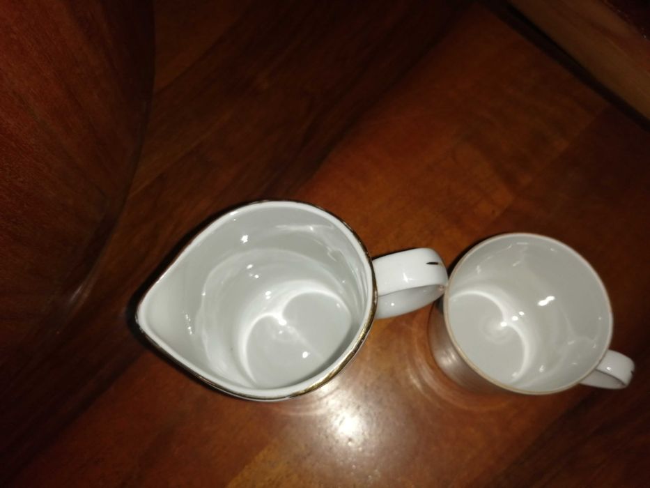 Porcelana Chodzież mlecznik z filiżanką
