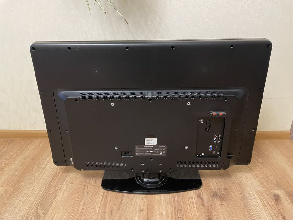 Телевізор Philips 37PFL4606H/58 ремонт, запчастини