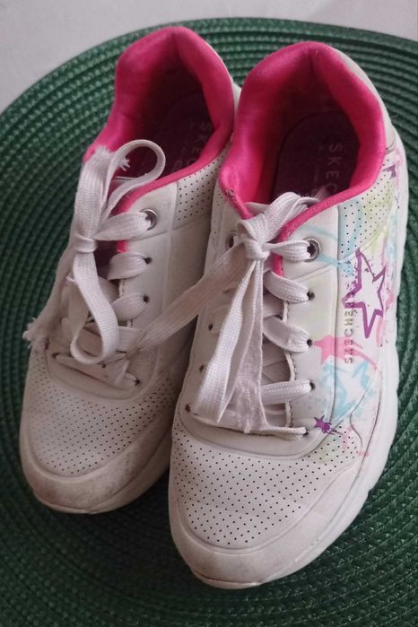 Кросівки Sketchers білі з сердечками 30 р.