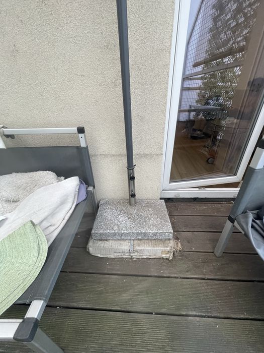Parasol balkonowy IKEA +podstawa   granitowa | Stan bardzo dobry