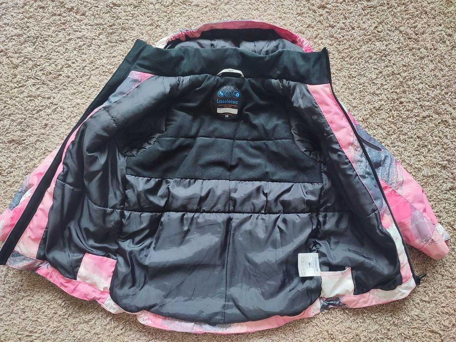 Lessie. Зимова термо  куртка для дівчинки 122-128