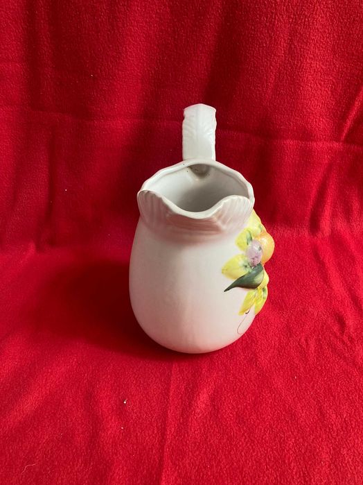 Table Jug in Faience423542770212556802