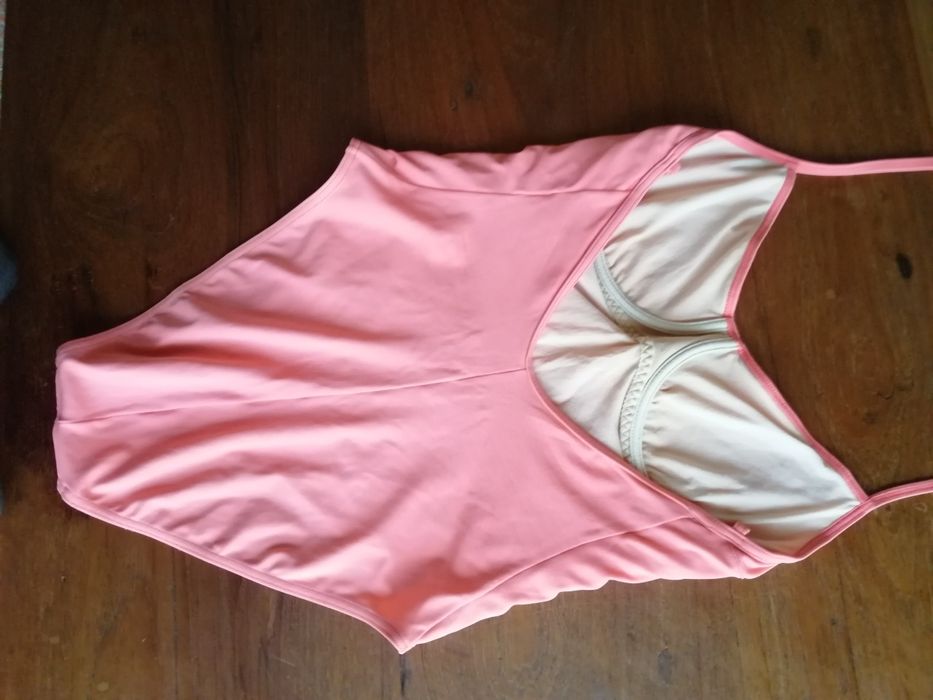 Fato de banho Benetton salmão pouco usado