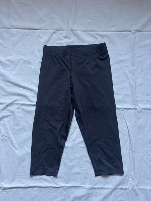 спортивні чорні легінси / довше коліна