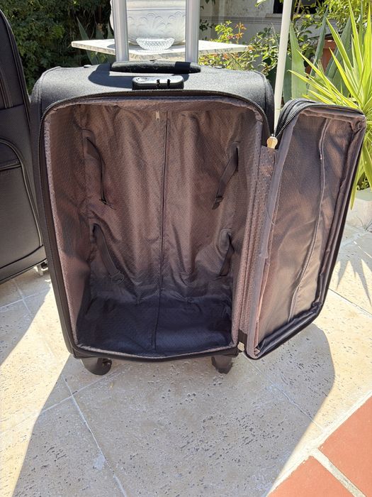 Pack de duas malas de viagem em bom estado