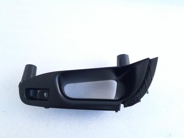 Comando / botão / interruptor vidros trás direito AUDI A4 Avant (8K5,