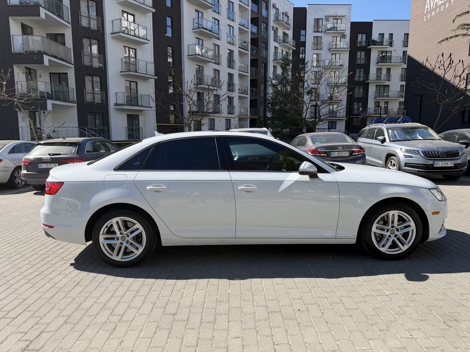 Ауді А4 2017 рік 2.0 бензин автомат