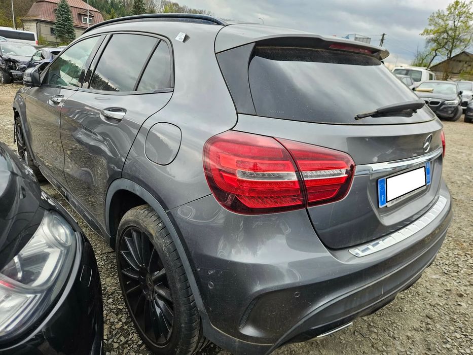 Mercedes-Benz GLA AMG ,   bogate wyposażenie 2.2 CDI  2019 automat