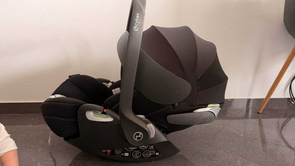 Автокрісло Cybex Cloud T i-Size 0+ Виглядає як нове