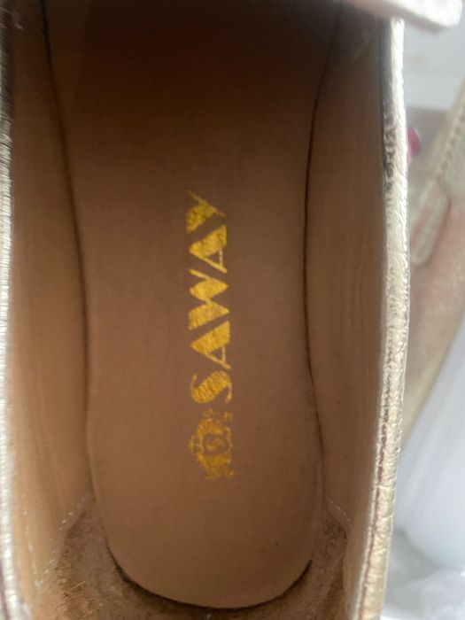 Buty ze skóry Saway 38