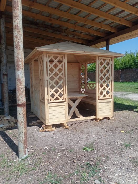 Виготовлення виробів з дерева(двері,альтанки,столи,ліжка,лавки,буди)