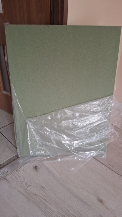 Zielone płyty pod panele ,