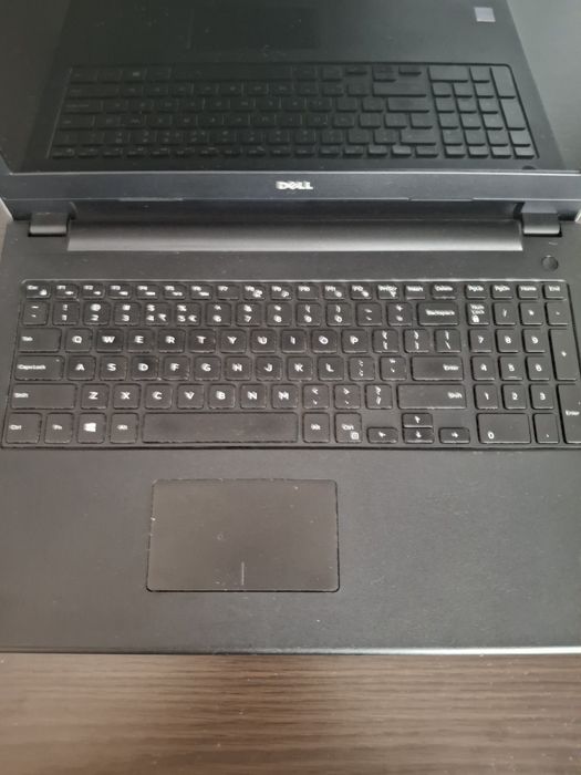 Sprzedam laptop Dell
