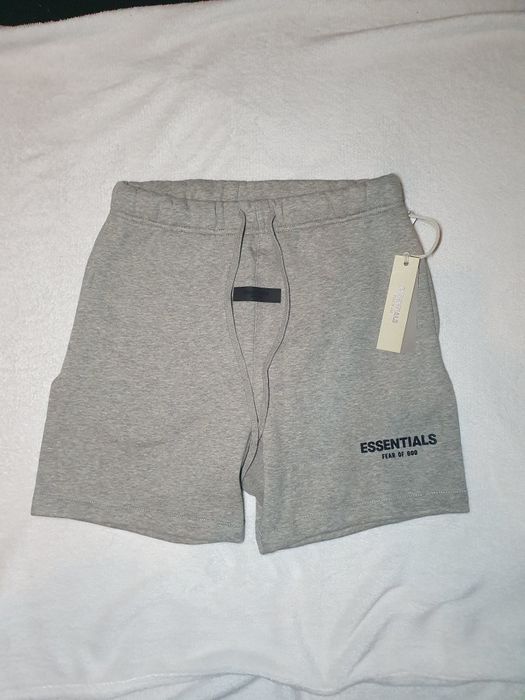 Spodenki essential