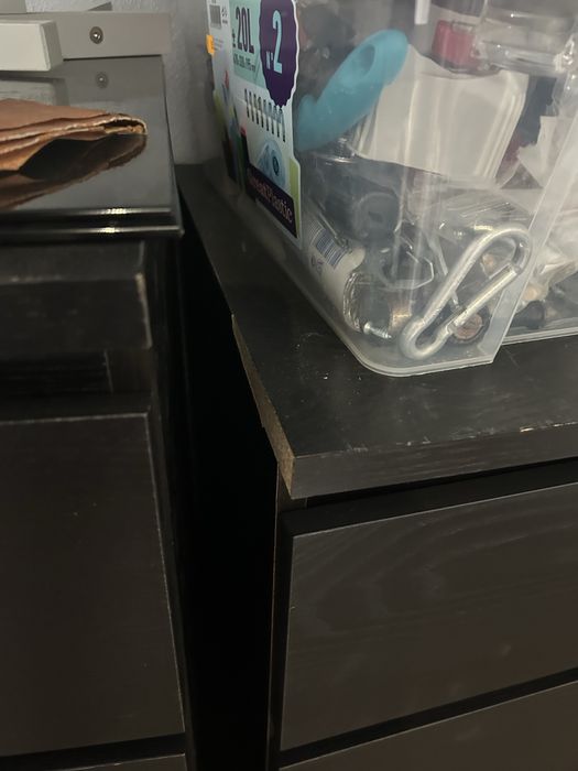 Comoda e mesas de cabeceira Malm Ikea