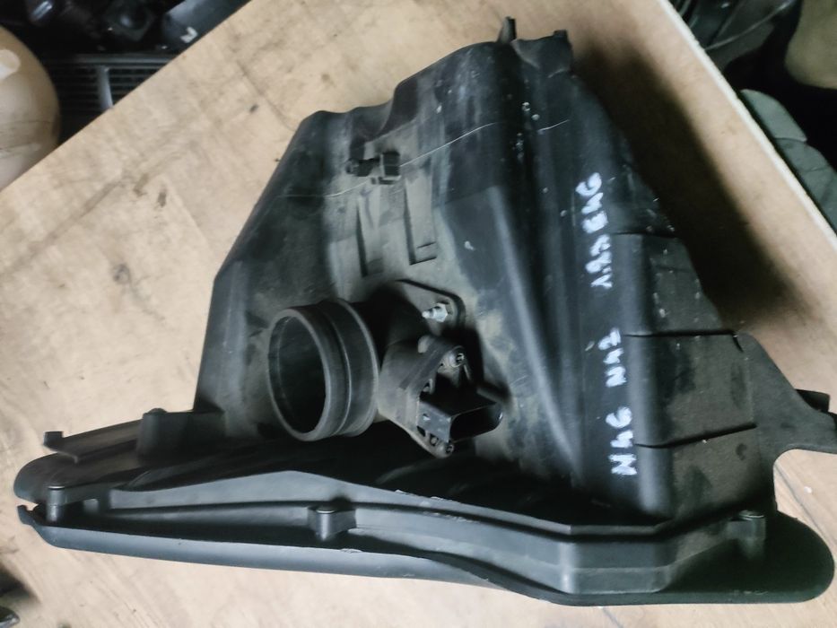 BMW E46 obudowa filtra powietrza przepływomierz N42 N46 1.8 benzyna