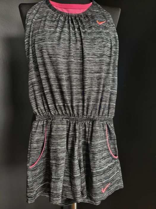 Kombinezon Nike r.XS