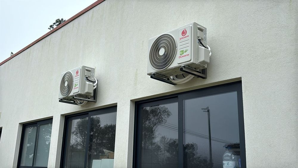 Ar condicionado Johnson, entregamos já instalado, equipamentos NOVOS