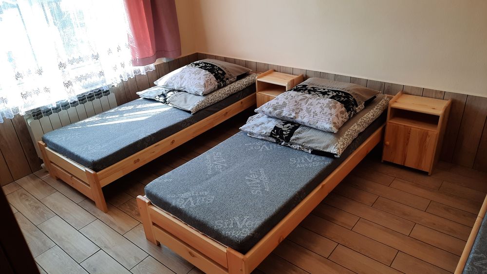 Materac materace piankowe sprężynowe  10 i 15 cm 80x10x200 90x10x200