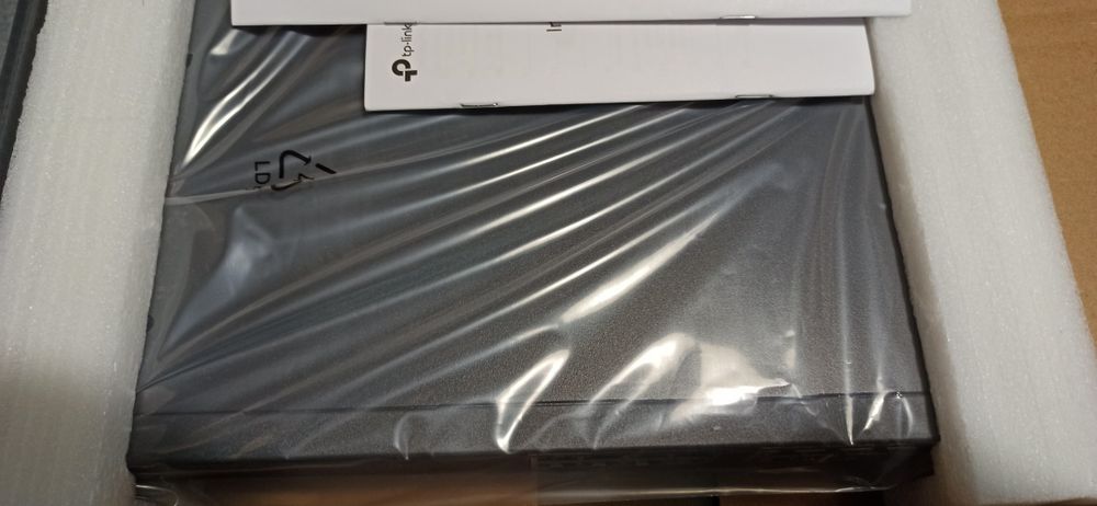 Switch TP-Link SG1016PE