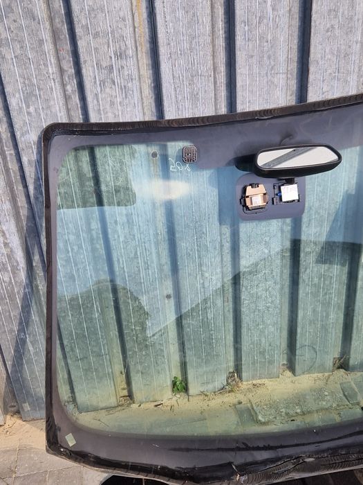 Szyba czołowa peugeot RXH 508