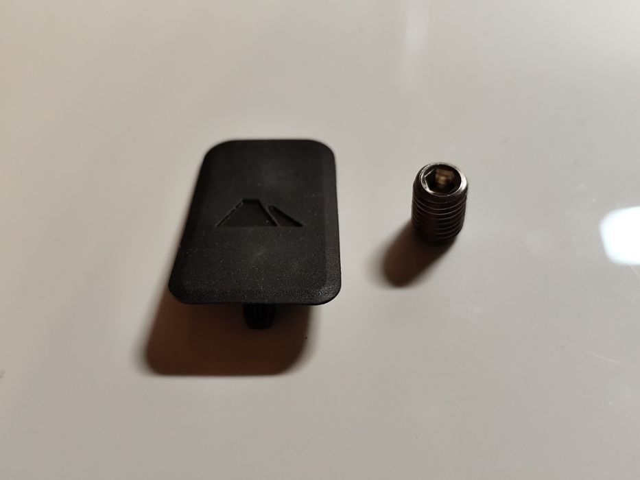 Canyon GP7060-01 Seatpost Screw Inflite śruba sztycy + zaślepka wysyłk