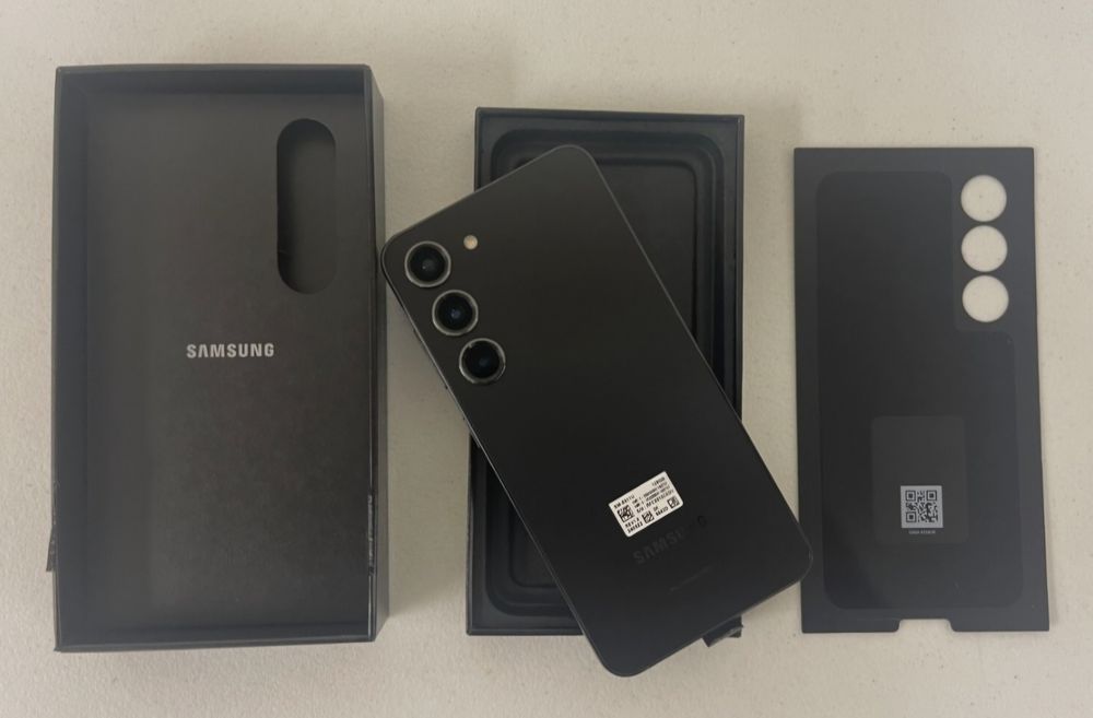 Samsung Galaxy s23 5G 256GB preto- oferta 4 capas em Selicone.