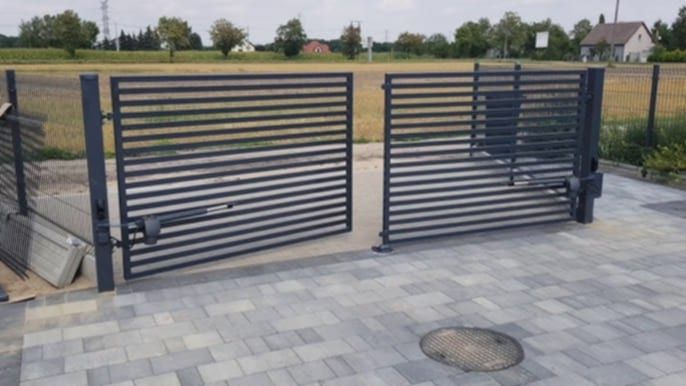 Przęsła ogrodzeniowe bramy przesuwne dwuskrzydłowe furtki