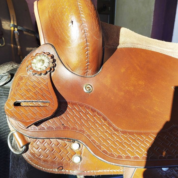 Sela Western de boa qualidade