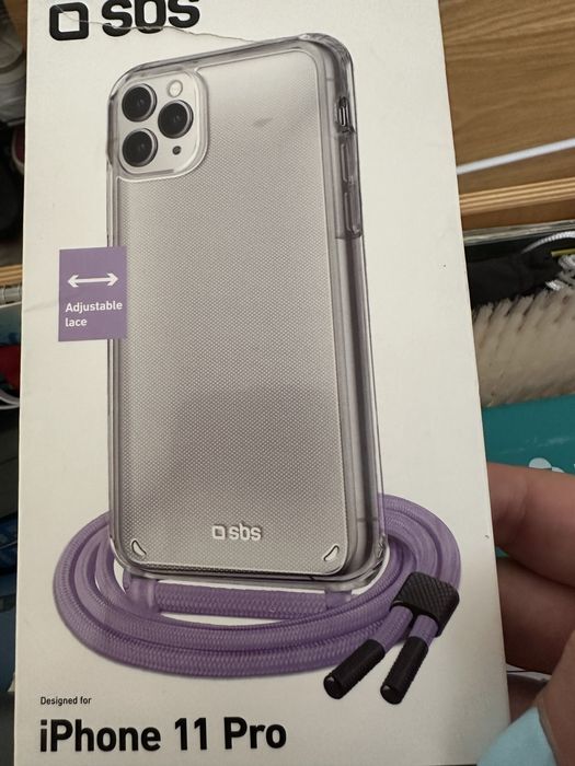 Capa iphone 11 pro com fio