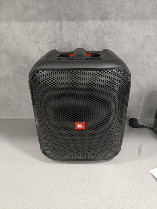 jbl encore Essentials c garantia