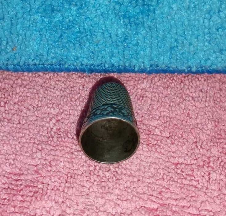 Dedal antigo em prata de lei com marca