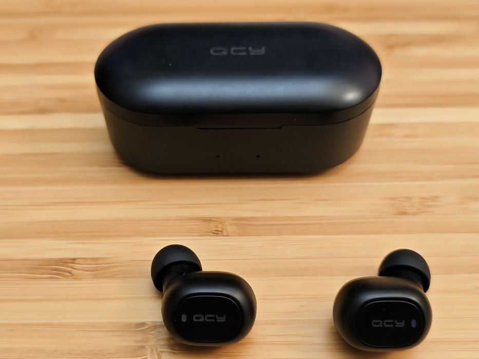Auriculares QCY ln 1852 sem fios