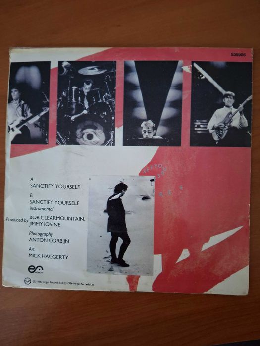 SIMPLE MINDS – Sanctify Yourself