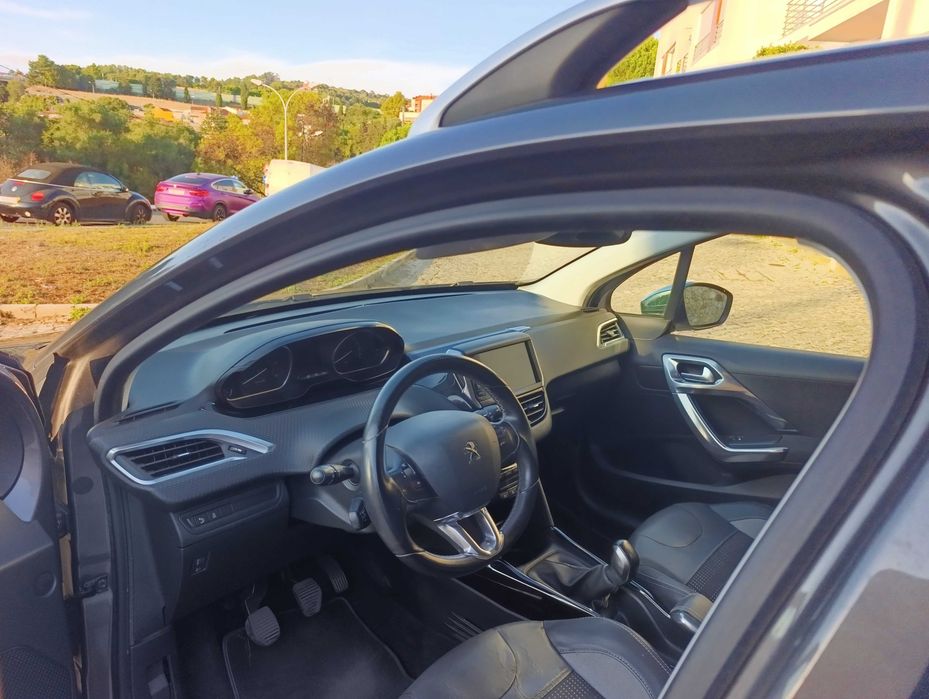 Peugeot 2008 1.6 HDi Allure ( Nacional 94000kms) 1 Dono