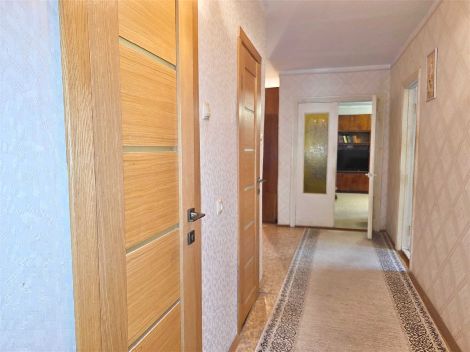 Велика 2к квартира у центрі міста. ДержПрограми.