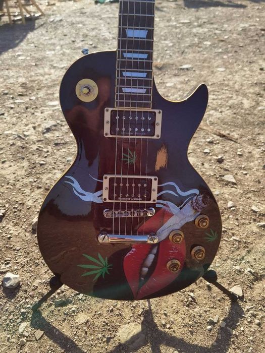 legend les paul guitar